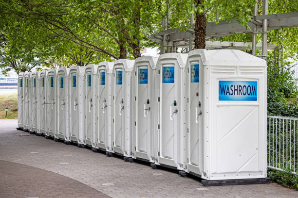 Best Affordable porta potty rental  in Richland, WA